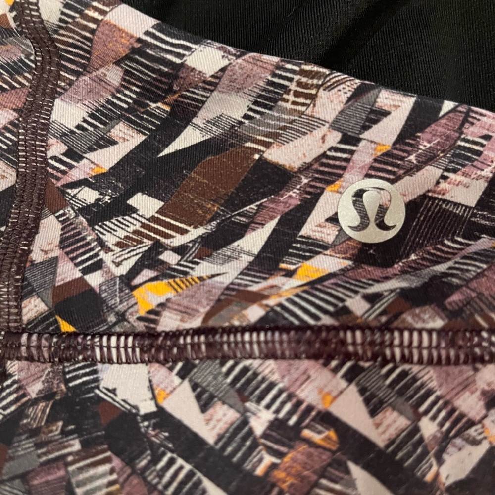 lululemon free to be sports bra! - Picture 3 of 3